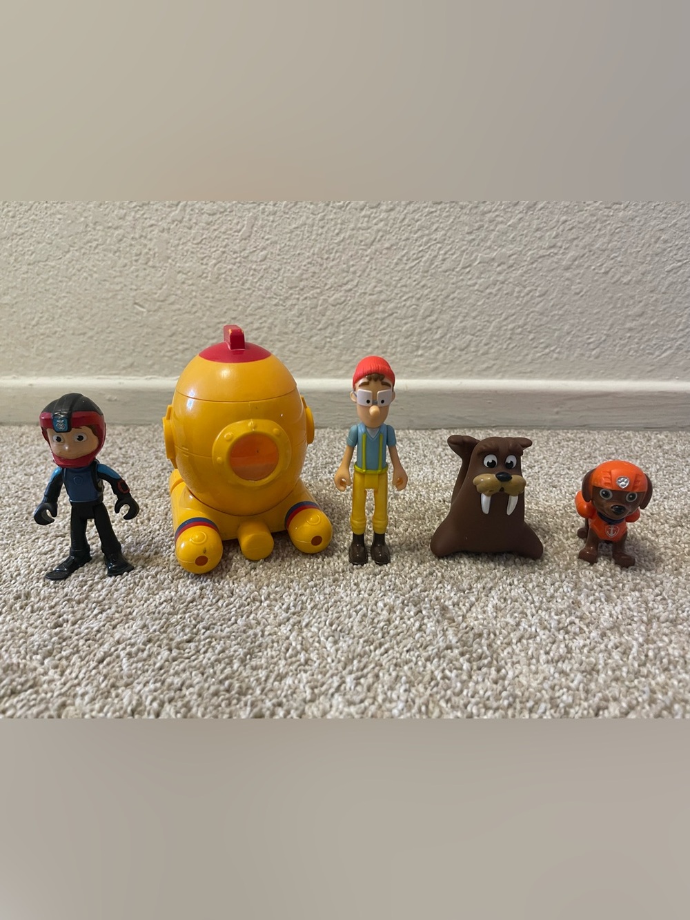 Paw Patrol Cap’n Turbot, Wally and Diving Bell Bundle VHTF